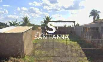 Imagem: Terreno à venda com barracão em excelente