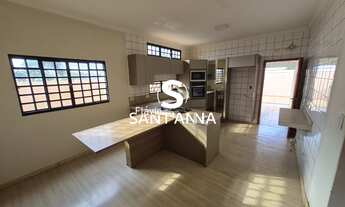 Imagem 3: Oportunidade Única no Residencial Terra Verde: Residência Completa com Lazer e Conforto