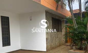 Imagem: Casa com salão à venda no centro de Ouroeste/SP