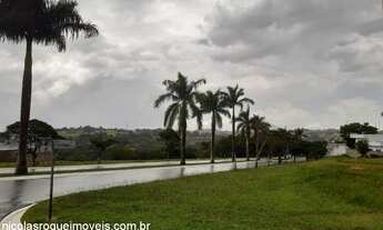 Imagem: Terreno diferenciado no Condomínio Residencial