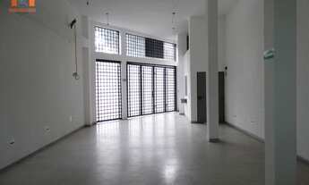 Imagem 2: Edifício totalmente reformado, estrutura completa com materiais de alto padrão, pronto par