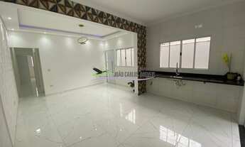 Imagem 2: Casa à venda com Piscina com Cascata em Jardim Suarão / Itanhaém-SP