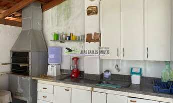 Imagem 4: Imóvel com 2 casas lado praia. 3 dorms, 8 vagas e varanda gourmet