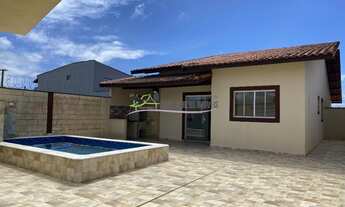 Imagem 2: Casa com 2 dormitórios, piscina e varanda gourmet no Balneário Tupy, Itanhaém