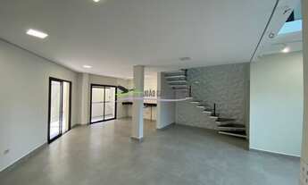 Imagem 2: Espetacular casa à venda em Cibratel I, com 3 quartos, 2 suítes, 2 salas, 4 banheiros, 3 v