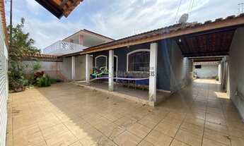 Imagem 5: Casa com piscina a 200m da praia no bairro Califórnia em Itanhaém - lote inteiro, 2 dormit