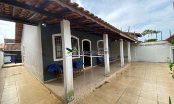 Imagem 7: Casa com piscina a 200m da praia no bairro Califórnia em Itanhaém - lote inteiro, 2 dormit