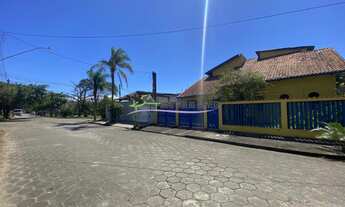 Imagem 2: Sobrado no Cibratel I em Itanhaém - 350m², 4 vagas, varanda gourmet com churrasqueira e a