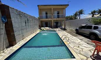 Imagem 2: Imóvel Imponente à Venda em Itanhaém-SP: Casa de 4 Quartos, 2 Suítes, Piscina e 3 Vagas de
