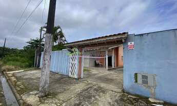 Imagem 4: Casa à venda de 4 quartos, 4 suítes, 3 salas, 5 banheiros, 8 vagas de garagem, piscina eno