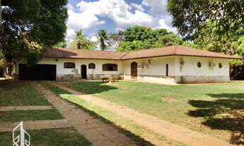 Imagem: Casa de alto padrão estilo clássico e