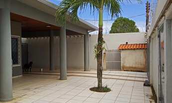 Imagem 5: Linda casa na Rua Governador Ari Marcos