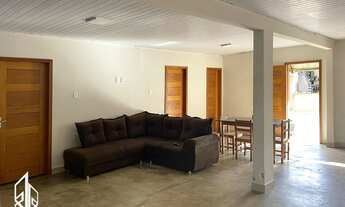 Imagem: Casa térrea com 2 pontos comerciais e edícula