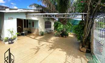 Imagem 2: Casa com ótima localização e arborizada, no Conjunto Marechal Rondon, em frente ao Shoppin