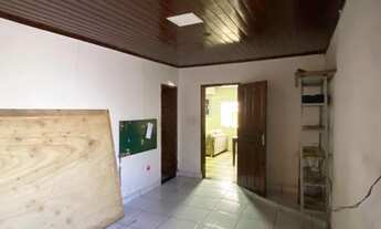 Imagem 3: Casa com ótima localização e arborizada, no Conjunto Marechal Rondon, em frente ao Shoppin