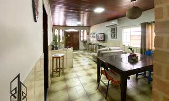 Imagem 6: Casa com ótima localização e arborizada, no Conjunto Marechal Rondon, em frente ao Shoppin