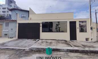 Imagem: Linda e ampla casa à venda em Nova Guarapari