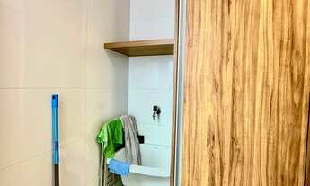 Imagem 3: Apartamento 2 Quartos (1 Suíte) com Varanda Fechada e Ótima Localização na Praia do Morro!