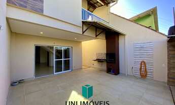 Imagem: Casa duplex à venda na Praia do Morro em