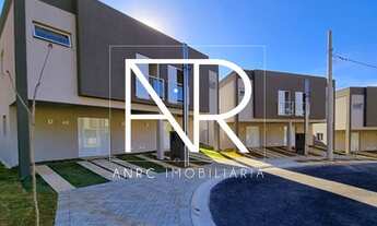 Imagem 1: Lindo Sobrado com 3 Dormitórios, 3 Banheiros, Quintal e 2 vagas no Condomínio RESERVA DA M