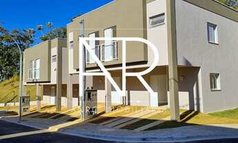 Imagem 5: Lindo Sobrado com 3 Dormitórios, 3 Banheiros, Quintal e 2 vagas no Condomínio RESERVA DA M