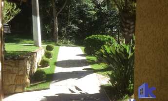 Imagem 2: Excelente casa, reformada e pronta para, condomínio com infraestrutura diferenciada na Reg