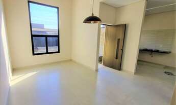 Imagem 3: Imperdível casa à venda em Indaiatuba-SP, Parque Residencial Sabiás: 2 quartos, 1 suíte, 2