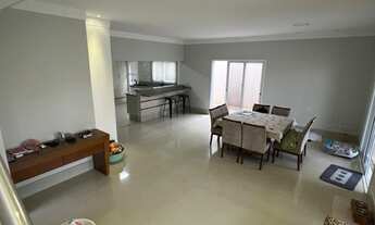 Imagem 4: Imóvel Impecável à Venda em Indaiatuba-SP - Jardim Esplanada II: 4 Quartos, 1 Suíte, 1 Sal