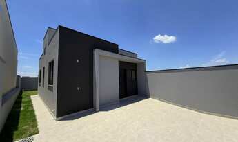 Imagem: Oportunidade Imperdível de Casa à Venda