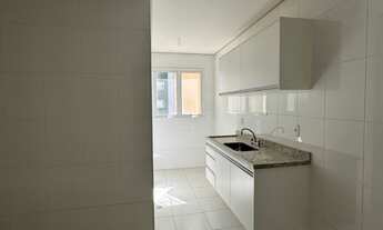 Imagem 6: Imóvel Espaçoso no Centro : Apartamento de 3 Quartos com Suíte e 2 Vagas de Garagem em Ind