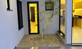 Imagem 2: Imperdível Casa à Venda em Indaiatuba-SP, Colinas de Indaiatuba: 3 quartos, 3 suítes, 2 sa