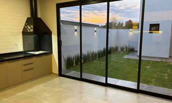 Imagem 7: Imperdível Casa à Venda em Indaiatuba-SP, Colinas de Indaiatuba: 3 quartos, 3 suítes, 2 sa