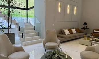 Imagem: Casa em Alphaville com 4