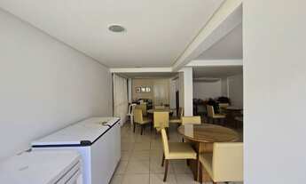Imagem 2: Apartamento no Costa Azul com 2