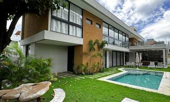 Imagem: Casa Alto Padrão em Guarajuba com 5