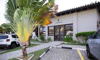 Imagem 3: Casa em Lauro de Freitas com 4|4, 02G e 220M²