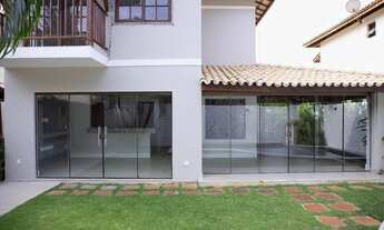 Imagem 2: Casa em Lauro de Freitas com 4|4, 02G e 220M²