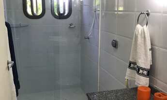 Imagem 6: Casa em Vilas do Atlântico com 4|4, 02G e 306M²