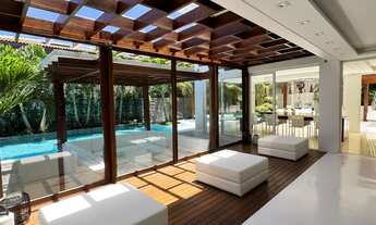 Imagem 5: Casa Alto Luxo em Busca Vida com 5|4, 04G e 700M²