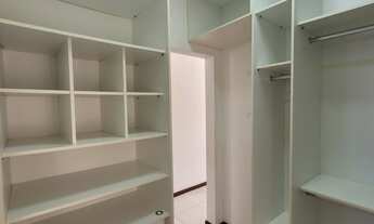 Imagem 5: Casa em Buraquinho com 4|4, 03G e 284M²