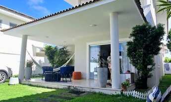 Imagem: Casa em Buraquinho com 5 4, 04G e 320M²