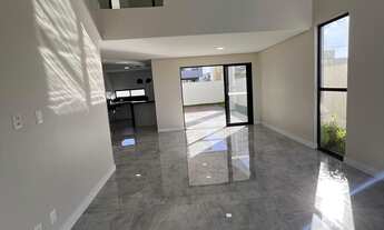 Imagem 6: Casa Asobradada em Camaçari com 4|4, 02G e 221M²