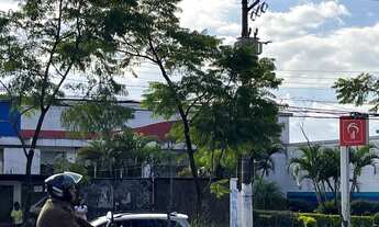 Imagem 1: Galpão comercial para locação em São Paulo-SP, bairro Fazenda da Juta: 3 banheiros, 30 vag