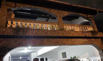 Imagem 2: Casa de luxo à venda em Itanhaém-SP, Cibratel II: 6 quartos, 4 suítes, 2 salas, 8 banheiro