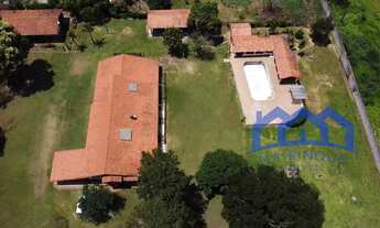 Imagem: Sitio com 4 Quartos e 3 banheiros à Venda