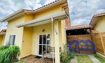 Imagem: Chácara com 4 Quartos e 2 banheiros à