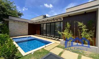 Imagem: Casa com 3 Quartos e 2 banheiros à Venda