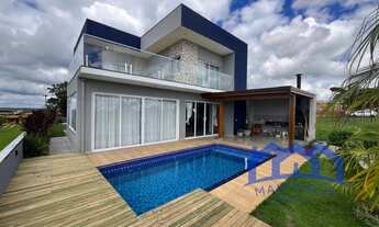 Imagem: Casa com 6 Quartos e 5 banheiros à Venda