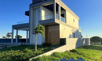 Imagem: Casa com 4 Quartos e 4 banheiros à Venda