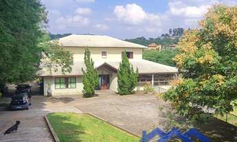 Imagem: Chácara com 5 Quartos e 5 banheiros, 1700